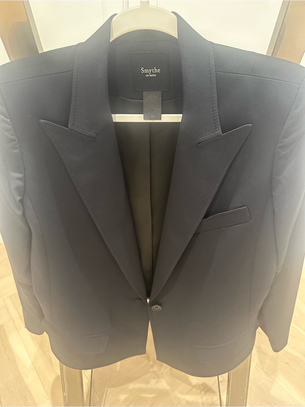 Smythe Women’s Navy Tailored Single-Button Blazer size 10